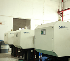 1566524222705347.jpg 深圳双色模具厂